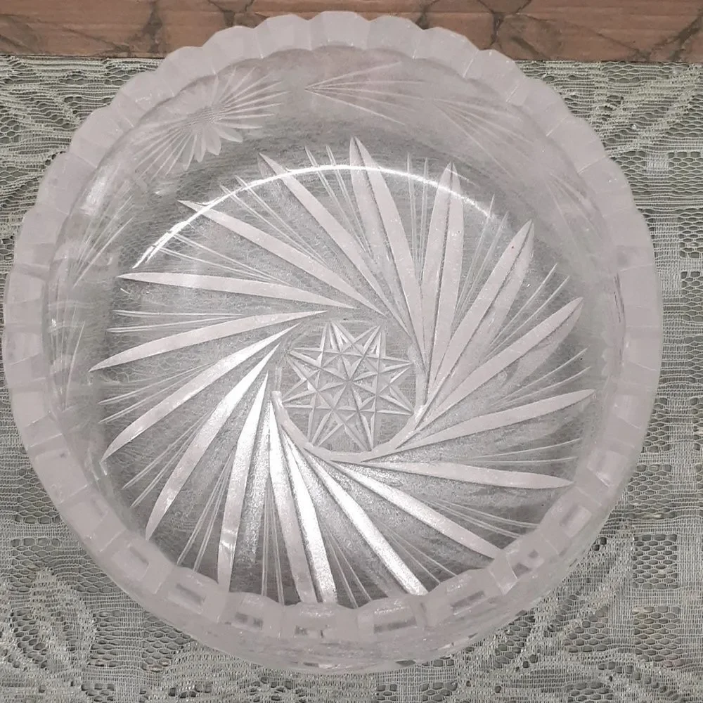 Elegant Heavy Cut‎ Glass sawtooth rim 7